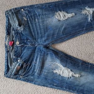 Size 7 Almost Famous Jean Capris